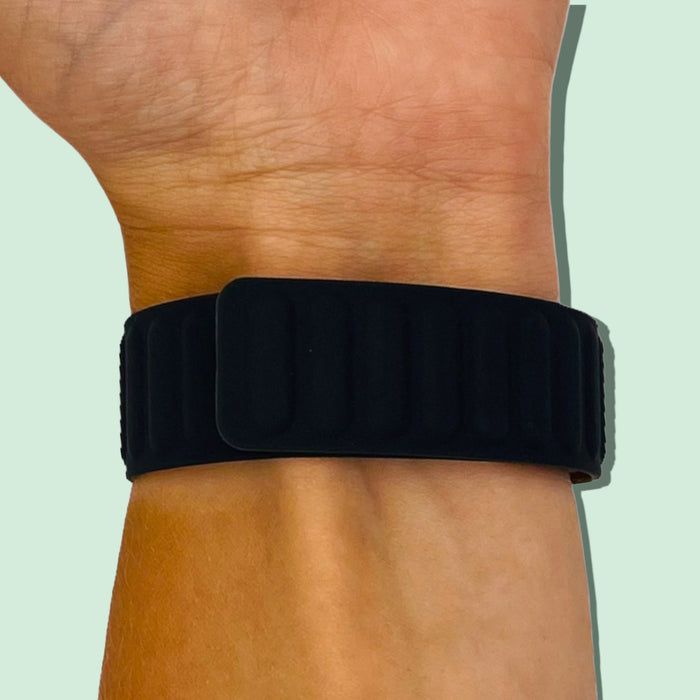 black-garmin-forerunner-165-watch-straps-nz-magnetic-silicone-watch-bands-aus