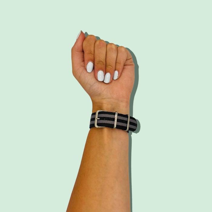 black-grey-coros-apex-2-pro-watch-straps-nz-nato-nylon-watch-bands-aus
