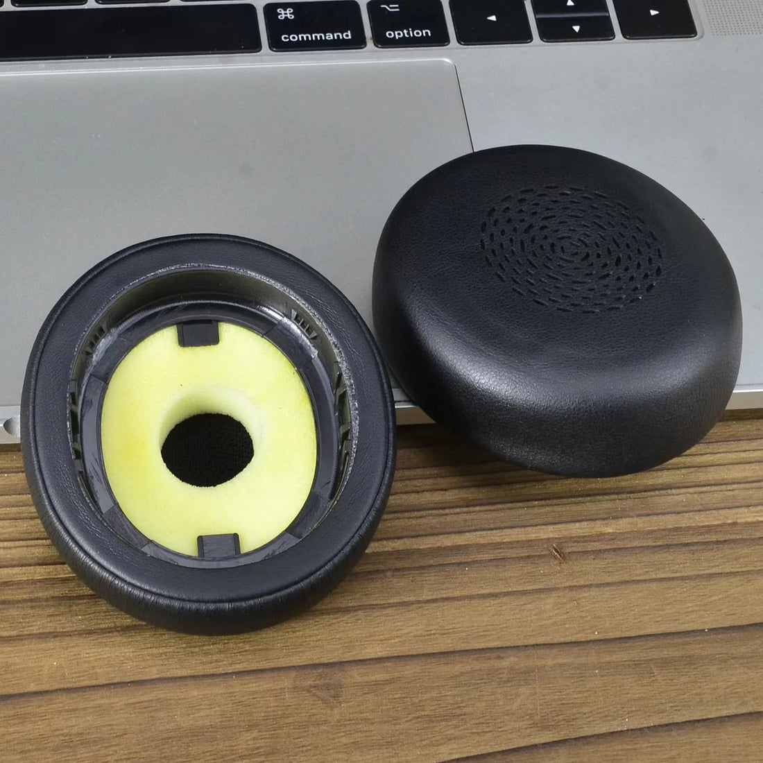 black-jabra-evolve2-75-replacement-ear-pads-cushions-foam-27599