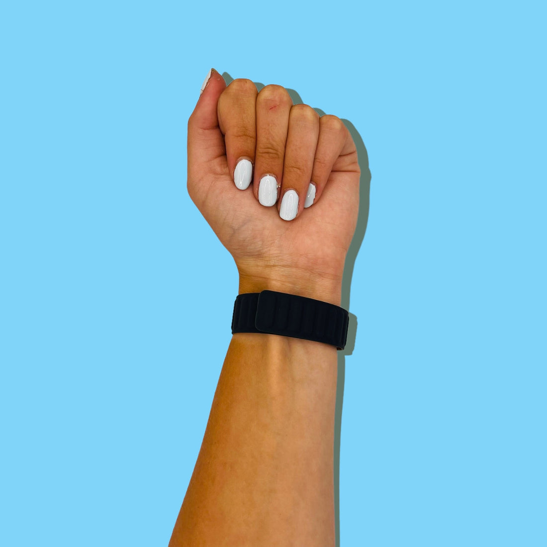 black-garmin-venu-x1-watch-straps-nz-magnetic-silicone-watch-bands-aus