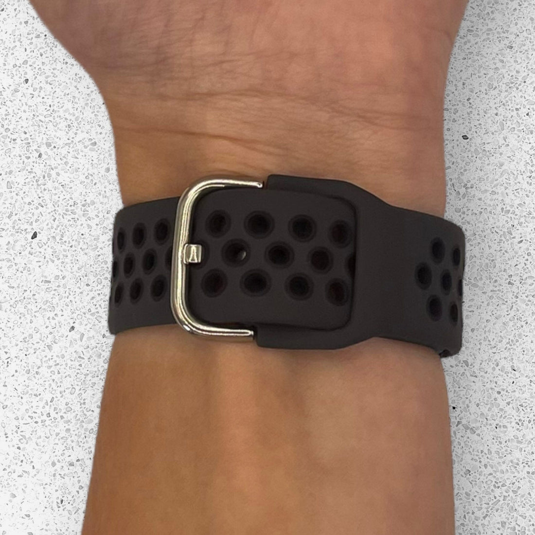 fitbit-versa-3-watch-straps-nz-silicone-fitbit-sense-watch-bands-aus-grey-and-black-480108
