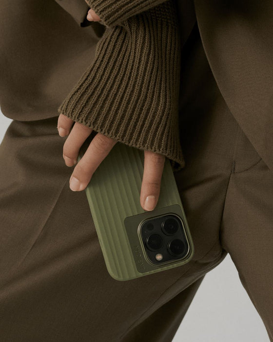 NudientBoldColourfulSmartPhoneCasesProtectioncase-iphone13-TangarineOrange